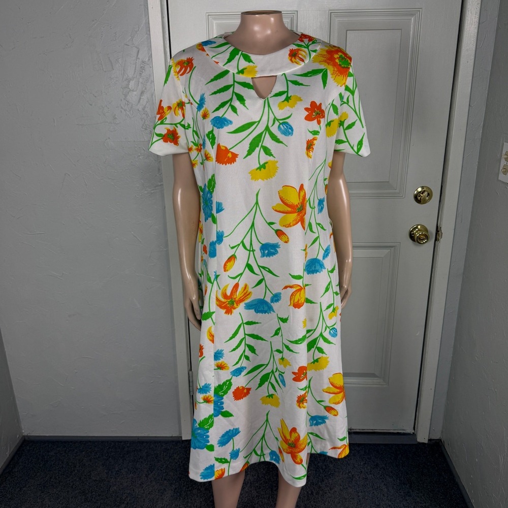 Vintage 70s Prissy Women's Dress Polyester Knit Mod Retro Shift Floral 60s G4-28